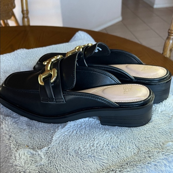 Time and Tru Black Mules with Gold Buckle - Picture 2 of 7